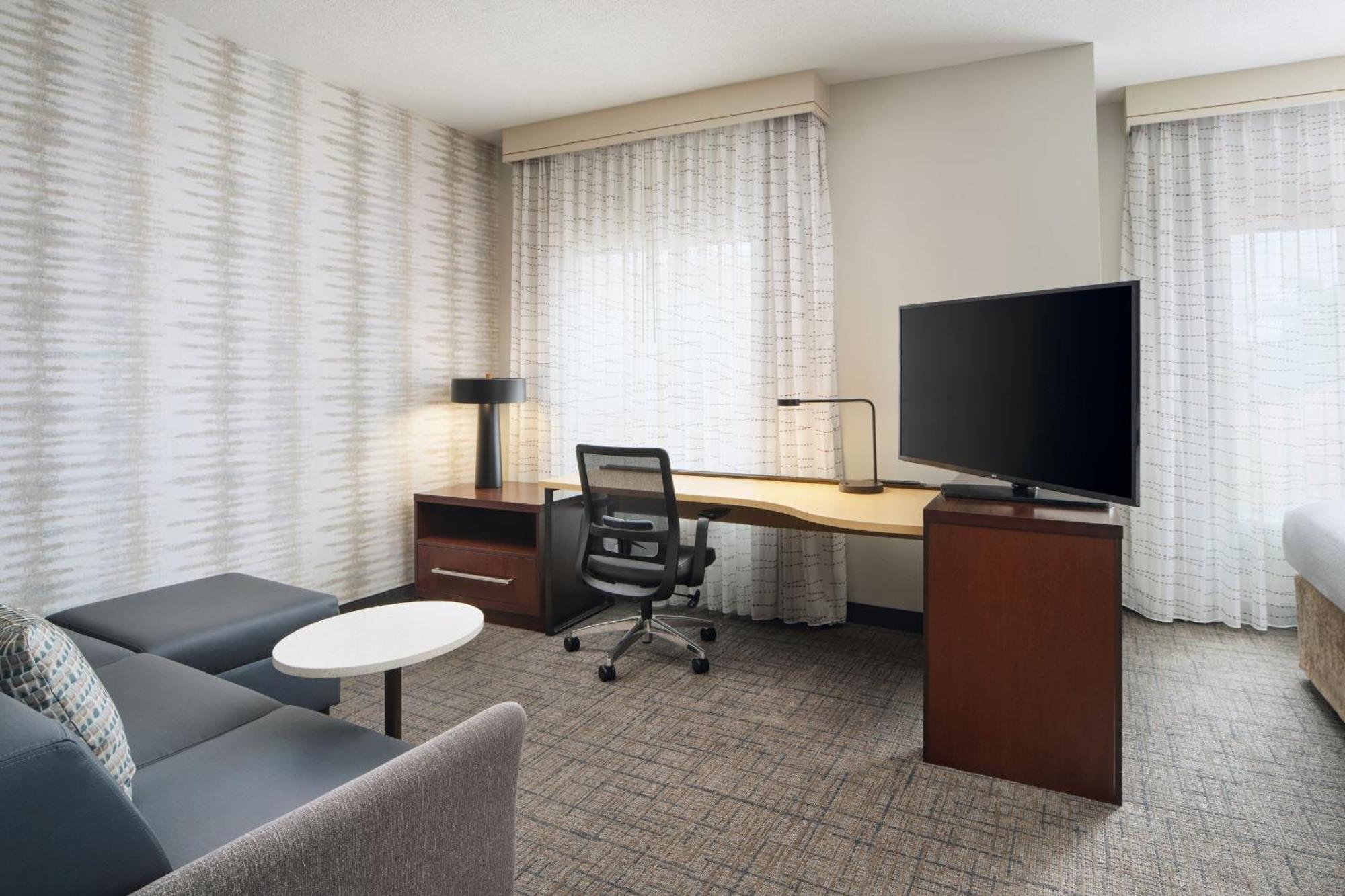 Residence Inn By Marriott Fort Myers At I-75 And Gulf Coast Town Center Estero Eksteriør billede