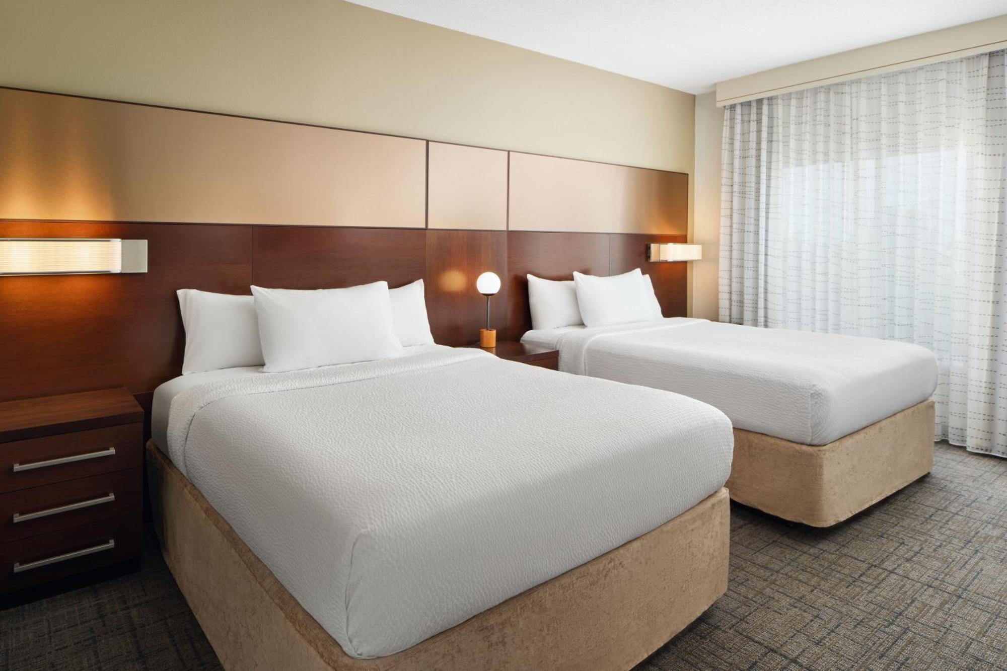 Residence Inn By Marriott Fort Myers At I-75 And Gulf Coast Town Center Estero Eksteriør billede