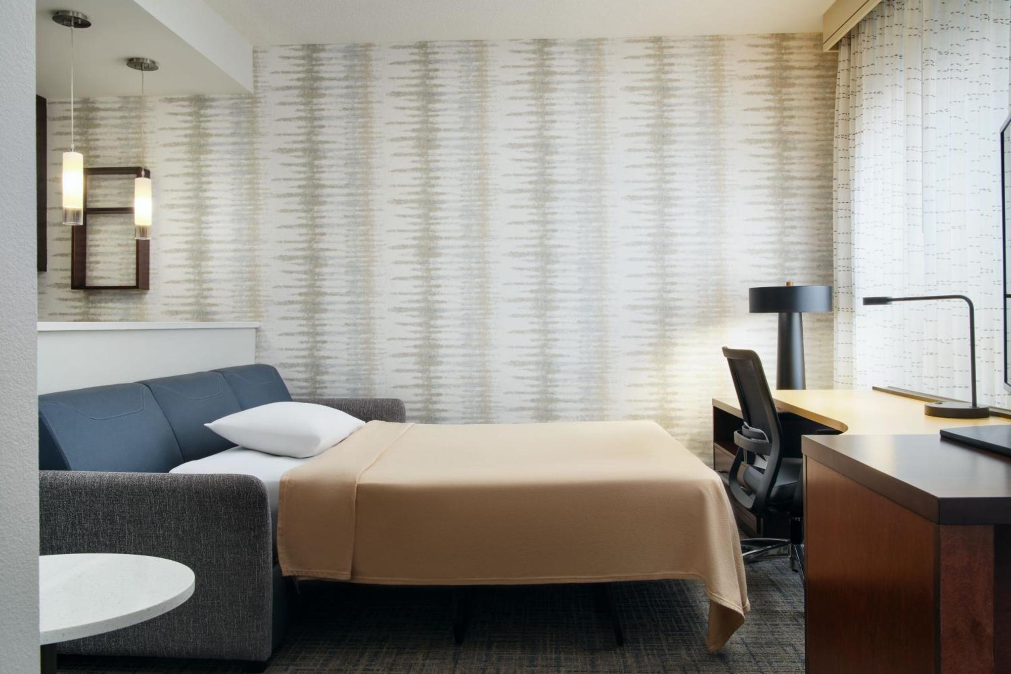 Residence Inn By Marriott Fort Myers At I-75 And Gulf Coast Town Center Estero Eksteriør billede